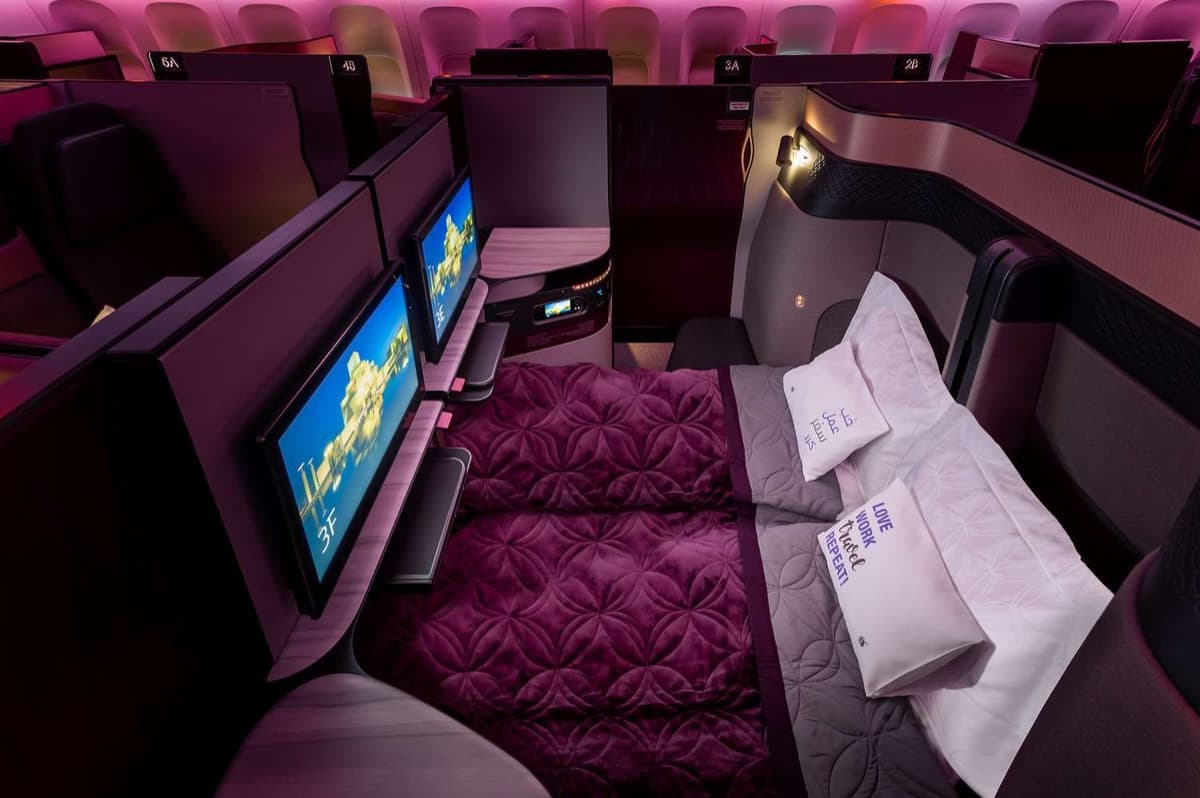 Qatar Airways business class cabin