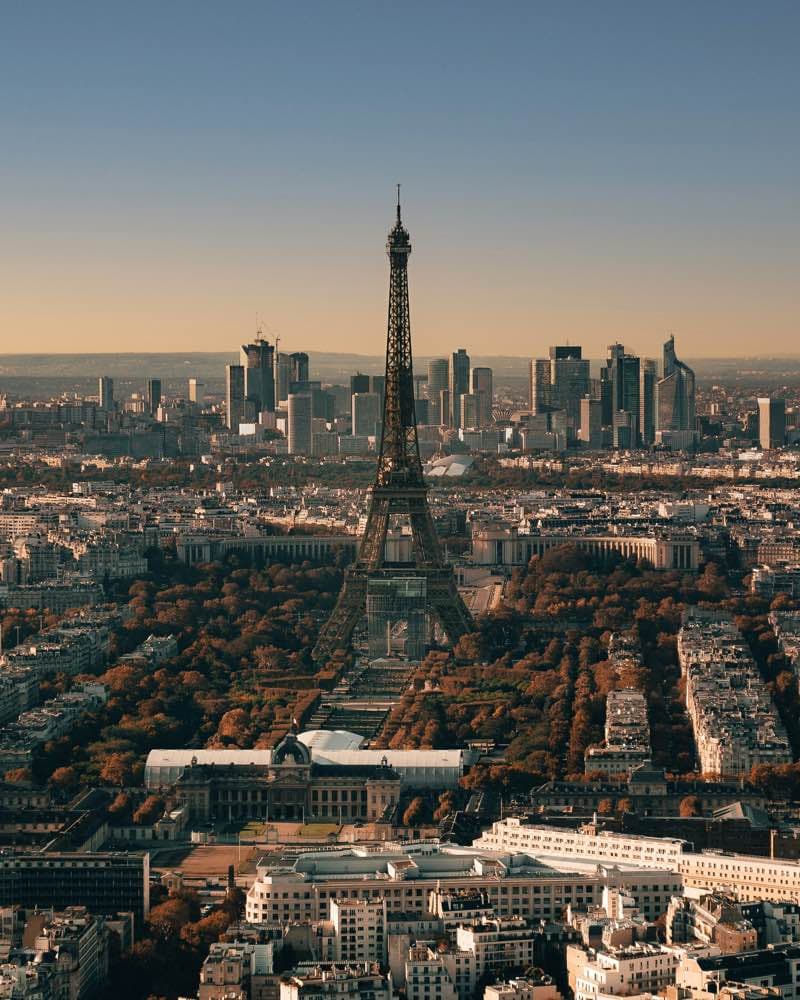 Paris skyline